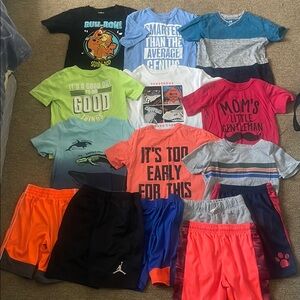 Boys Graphic T-Shirts and Shorts Set Size 5/6